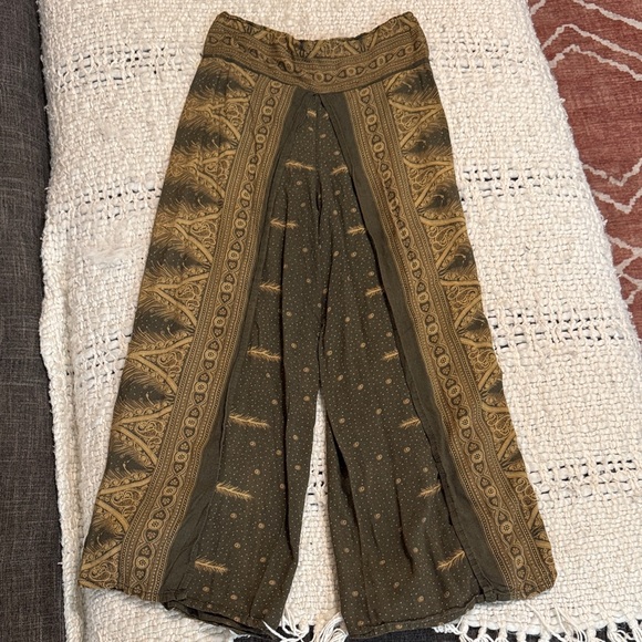 Pants - Boho Wide Leg Cropped Pants | High Rise | Festival Hippie Lounge